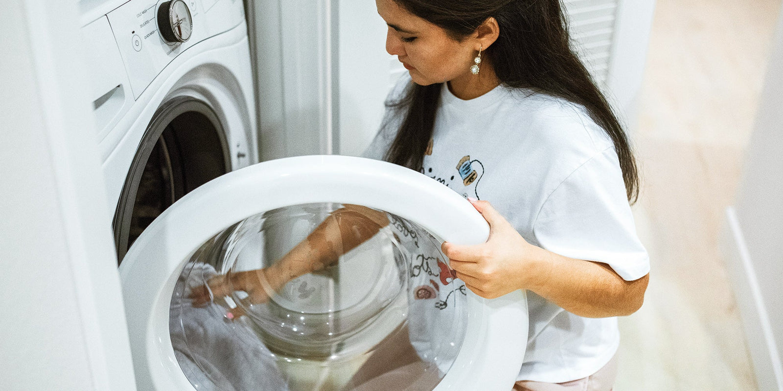 How to Clean a Stinky Washing Machine